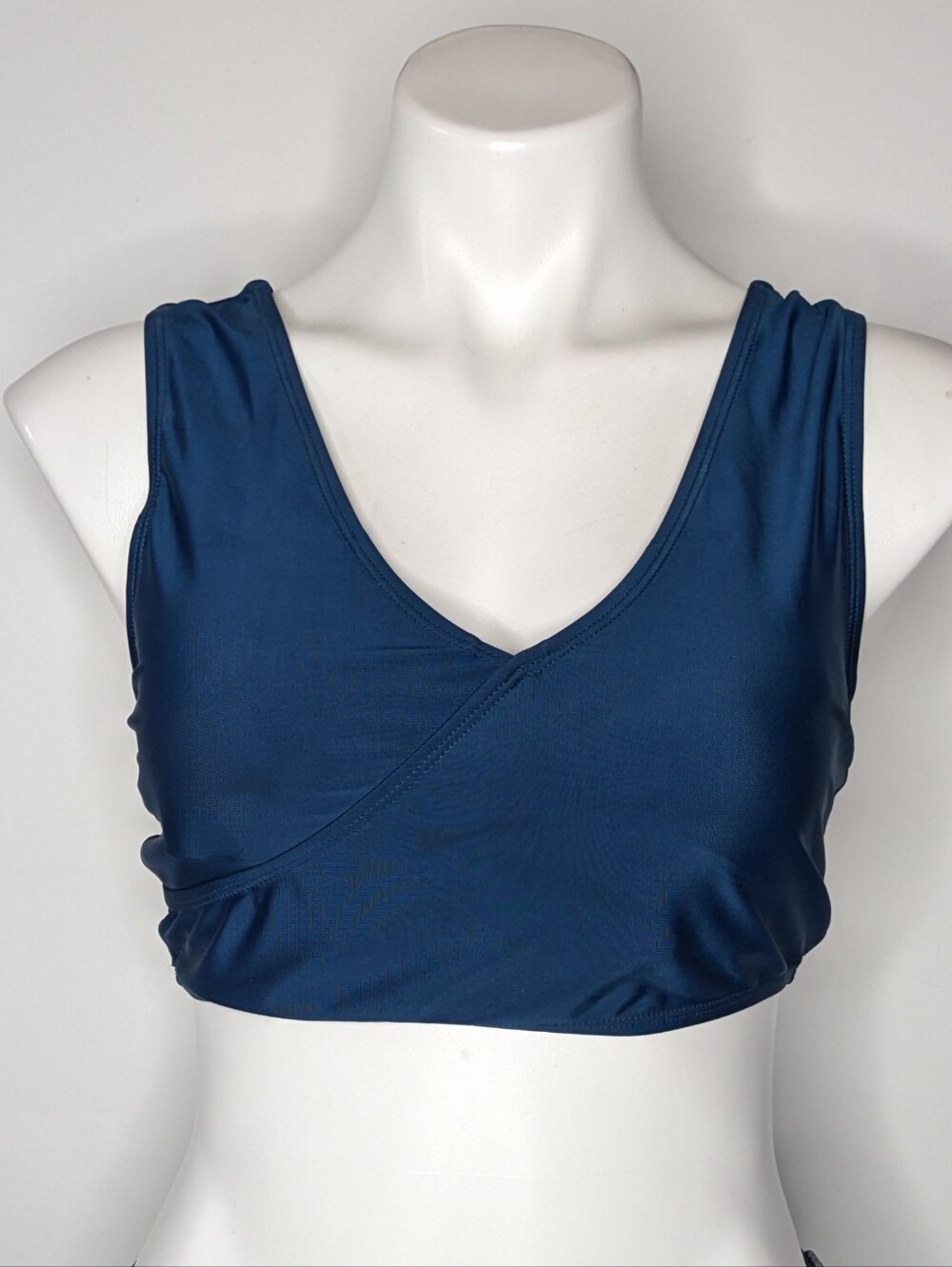Nani Swimwear Blue Thick Strap V Neck Bikini Top M